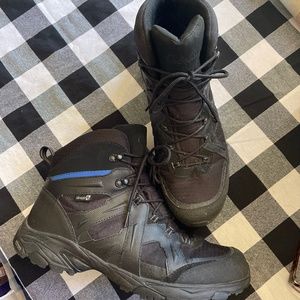 Cabela’s Snow Hiking Boots 13D